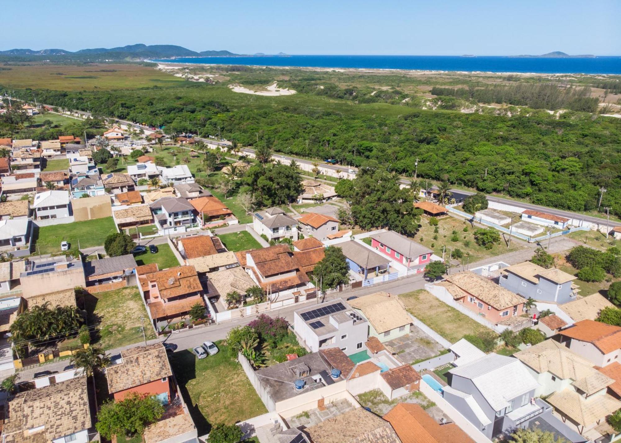 Refugio Tropical Casa De Praia Com Piscina Aquecida E 4 Suites E Garagem 3 Carros, 800 Mtrs Da Praia Internet 700 Mbps, Condominio Privado Com Pista De Skate , Quadra De Futevolei , Campos E Quadras De Futebol! Cabo Frio Luaran gambar