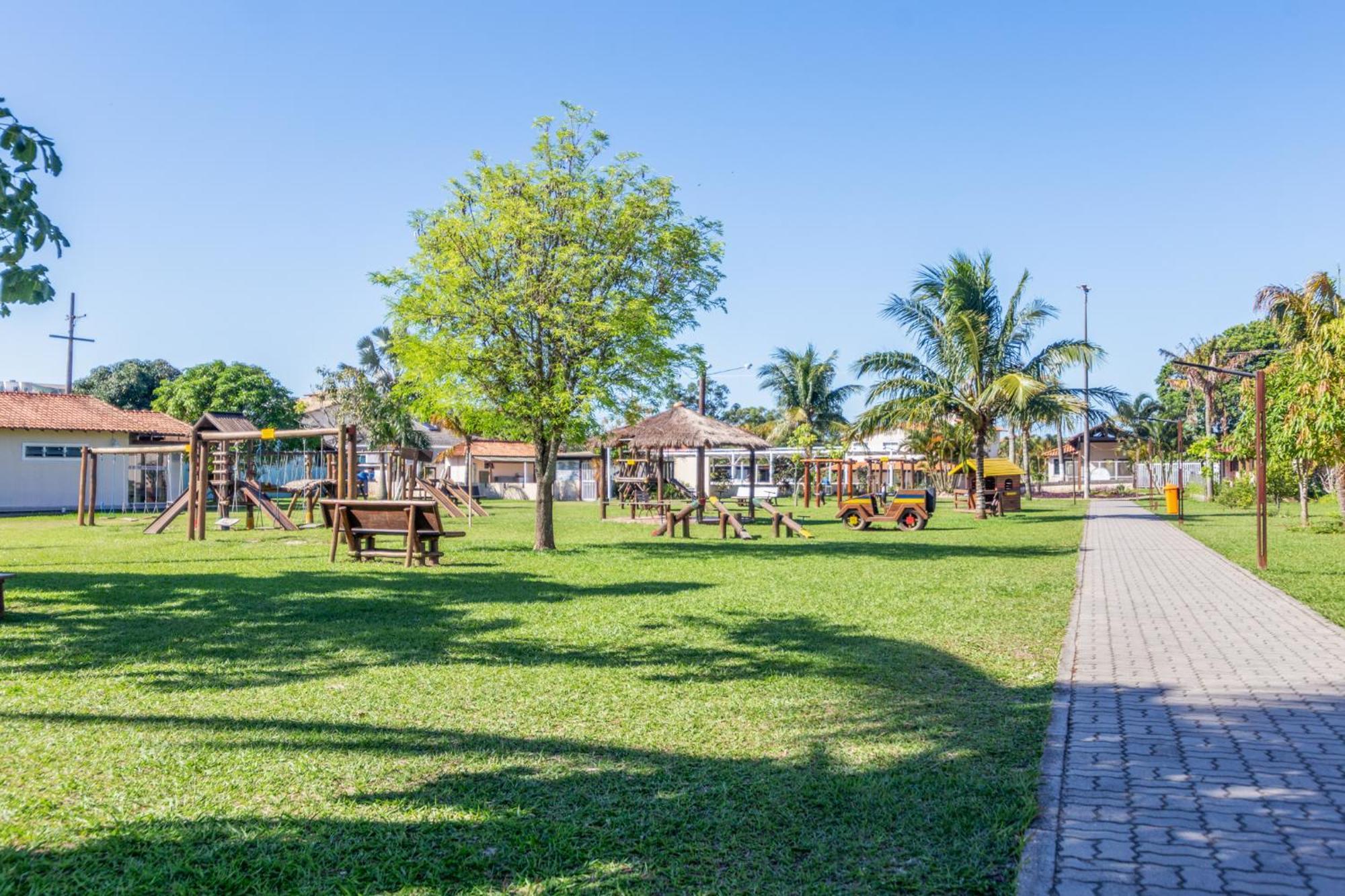 Refugio Tropical Casa De Praia Com Piscina Aquecida E 4 Suites E Garagem 3 Carros, 800 Mtrs Da Praia Internet 700 Mbps, Condominio Privado Com Pista De Skate , Quadra De Futevolei , Campos E Quadras De Futebol! Cabo Frio Luaran gambar