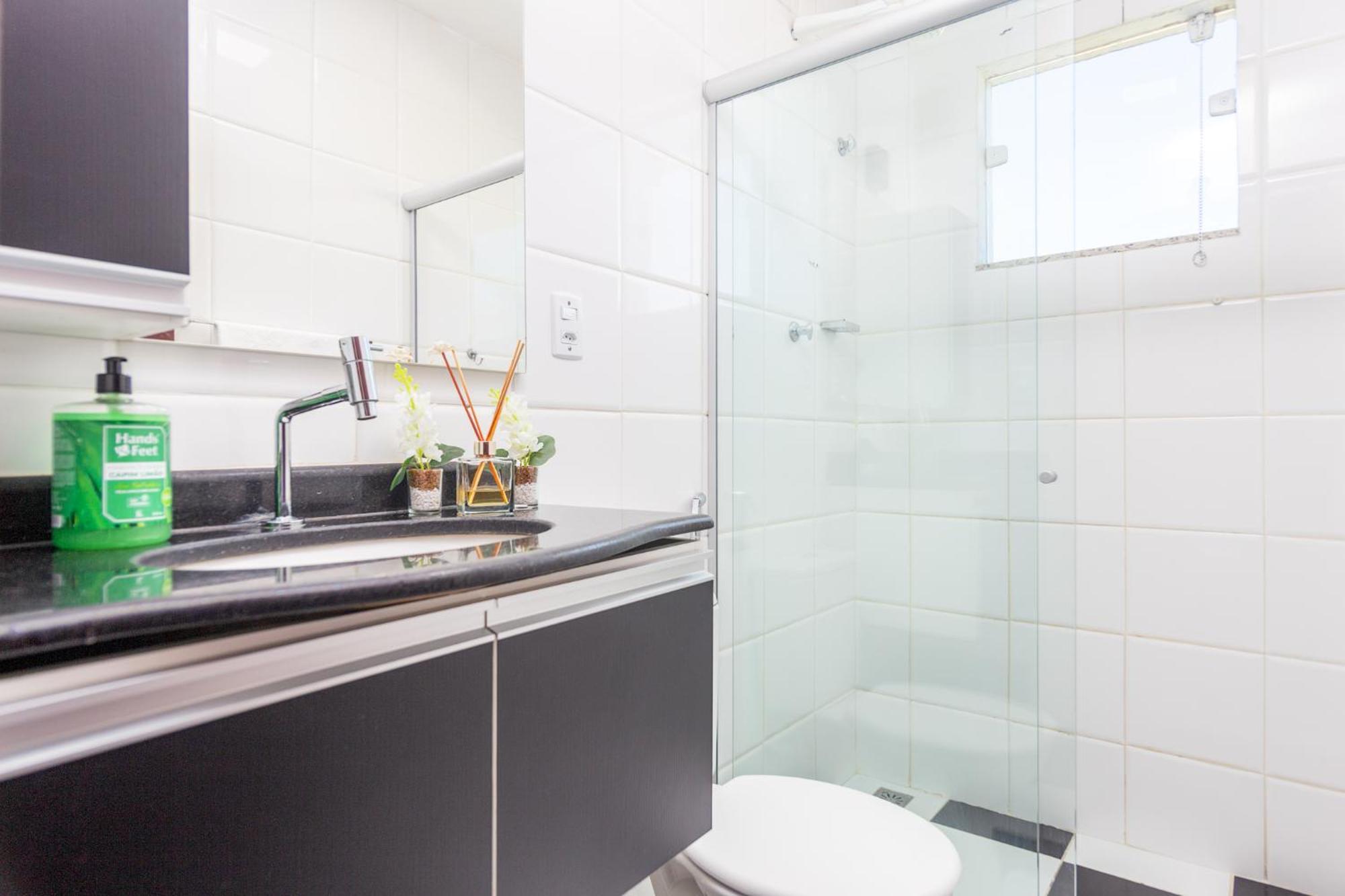 Refugio Tropical Casa De Praia Com Piscina Aquecida E 4 Suites E Garagem 3 Carros, 800 Mtrs Da Praia Internet 700 Mbps, Condominio Privado Com Pista De Skate , Quadra De Futevolei , Campos E Quadras De Futebol! Cabo Frio Luaran gambar
